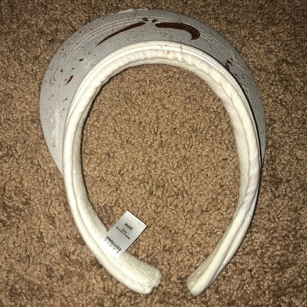 Nike visor - Picture 2 of 2